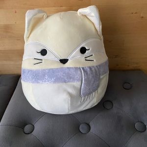 8” Arctic fox Squishmallow